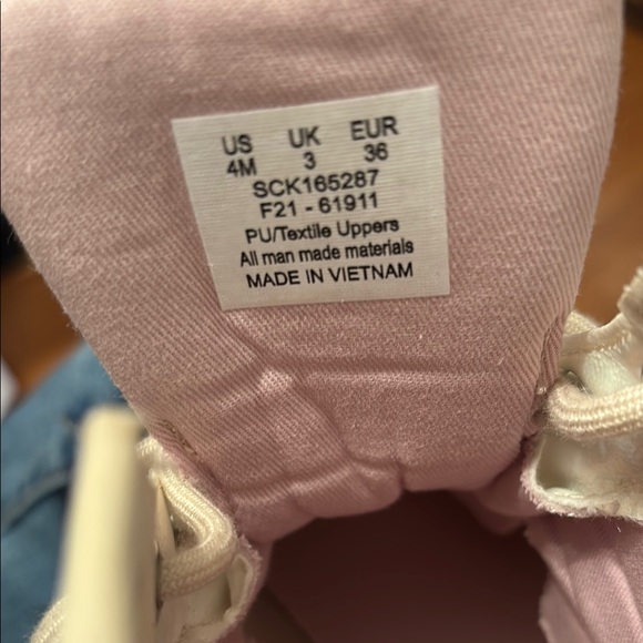 Sperry Cream Rain & Snow Boots with Rugged Sole - Picture 9 of 9